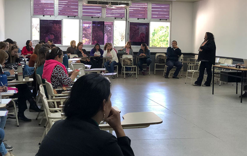 docentes en jornada La escuela como comunidad de aprendizaje