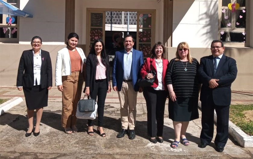 equipo en Programa “Hacia la universalización de la Jornada Extendida”