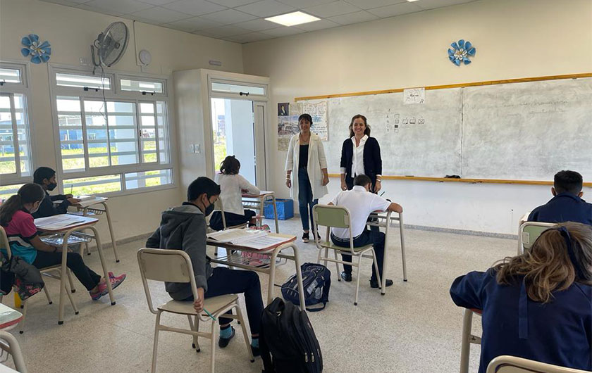 alumnos y docentes en Evaluación Muestral de Aprender Primaria