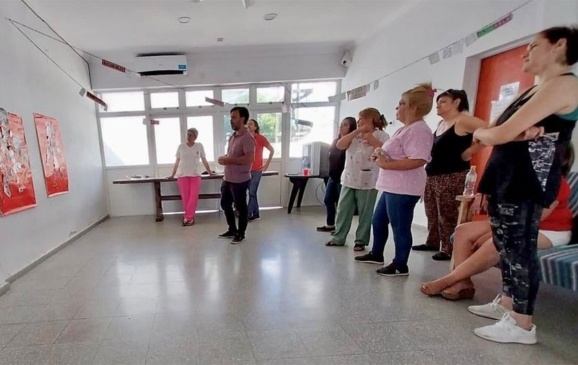 trabajando en jornada de trabajo para el Centro de Atención de la niñez y adolescencia “María de Nazareth-Laura Vicuña”