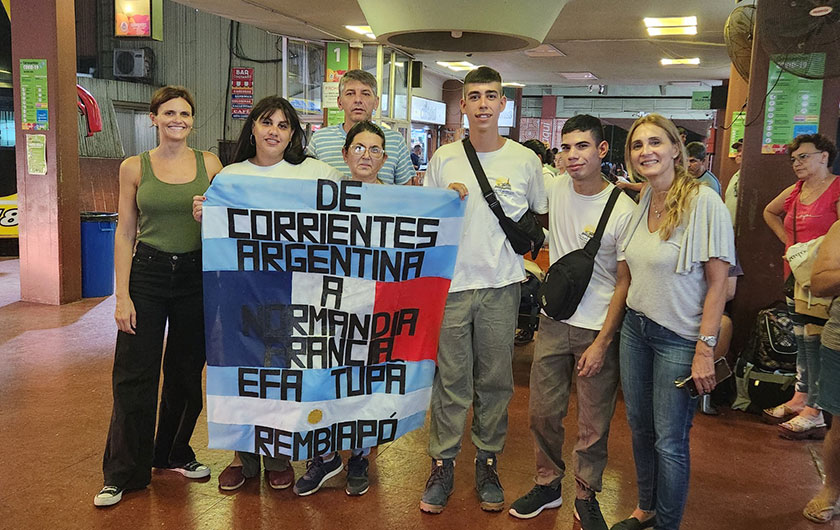 alumnos viajan a Francia