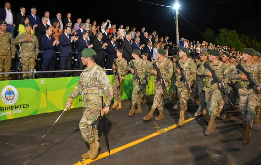 desfile en el acto central por el 41° Aniversario de la gesta de Malvinas