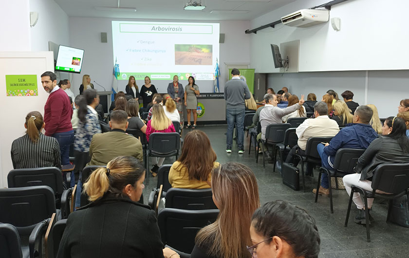 Jornada de capacitación sobre la prevención y propagación del dengue