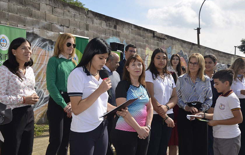 alumna en Jornada de prevención y sensibilización sobre el acoso escolar