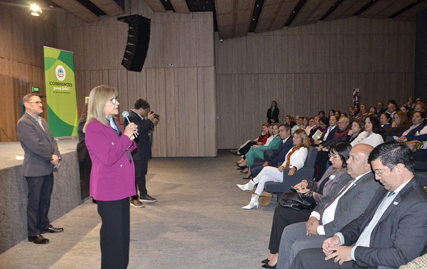 Acto de apertura del “Programa Escuela para Directivos”