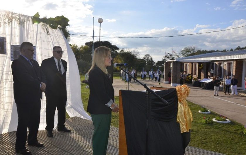 Ministra de Educación en cincuentenario de la escuela Agrotecnica República de Venezuela